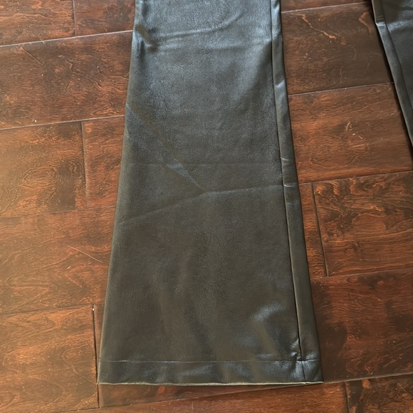 Spanx Stretch Faux Leather Flare Pants NWT XL BLACK - Picture 13 of 16